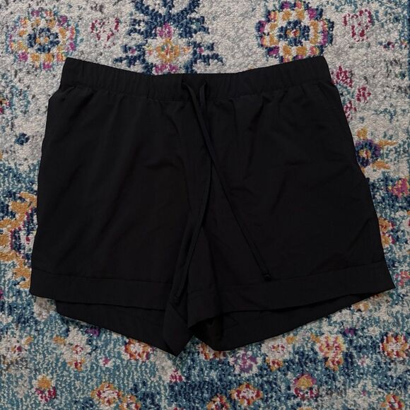 Athleta Black Beachside Shortie Quick Dry Shorts Size Medium - Picture 1 of 6